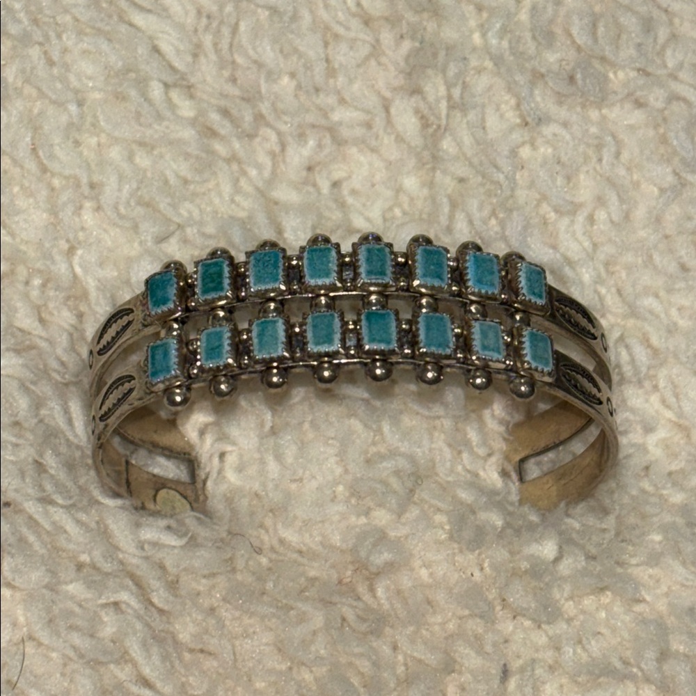 Vintage Sterling Silver Snake Eye Turquoise Cuff Bracelet
